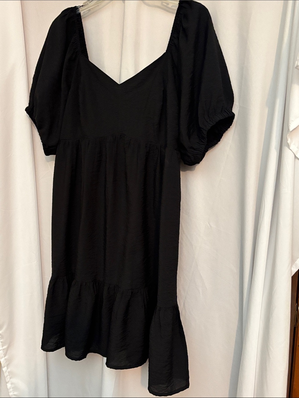 Nine West Black Babydoll, Puff-Sleeve, Tiered Mini Dress LBD Size Large - Picture 5 of 16